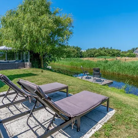 Villapark Kamperfoelie 67 *