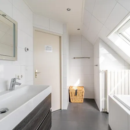 Villapark Kamperfoelie 67 * دي كوخ